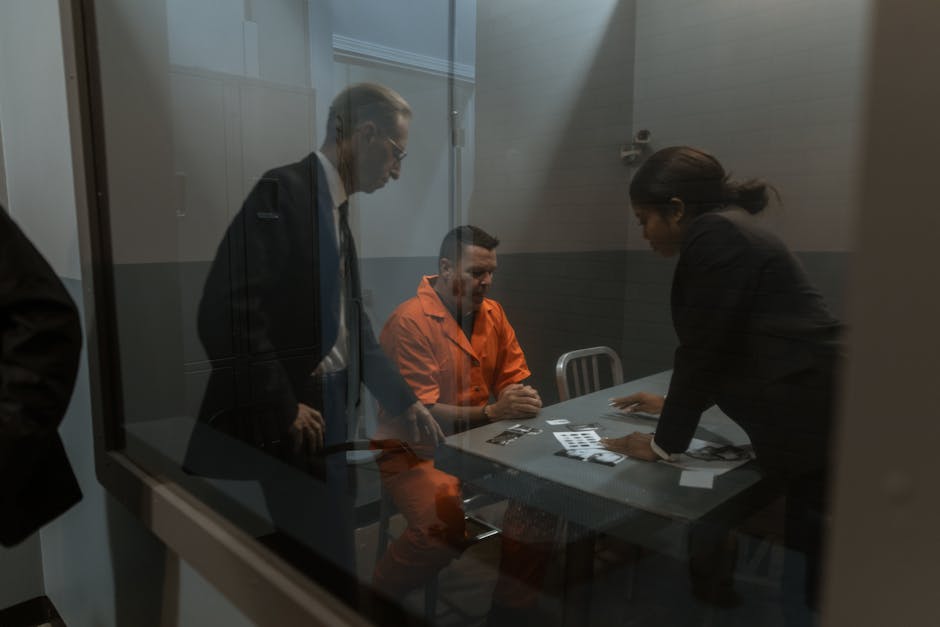 Israeli Minister Itamar Ben Gvir Confronts Palestinian Prisoner Marwan Barghouti in Unsettling Video